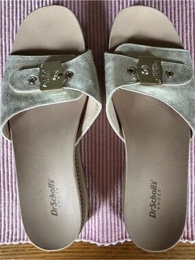 Dr. Scholl's Gold Metallic Slides/Sandals - Island Icon - Size 9M - Like New